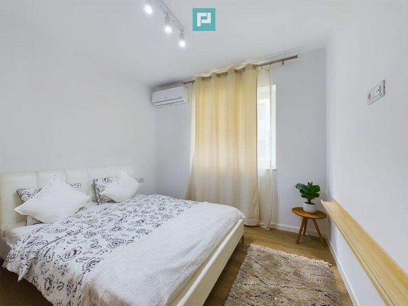 Pipera, apartament cu 2 camere si gradina privata,